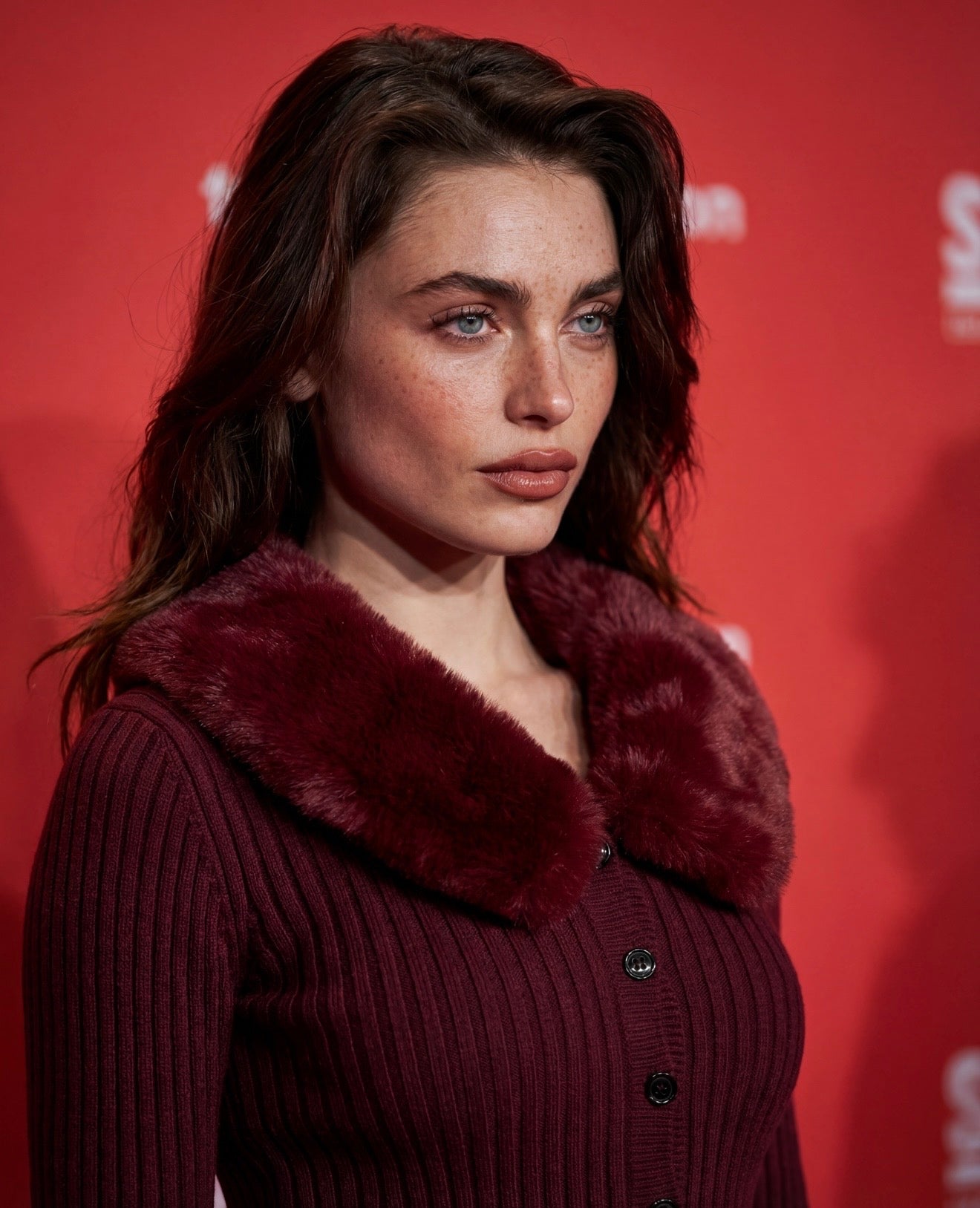 Adrielle cardigan in faux fur - burgundy