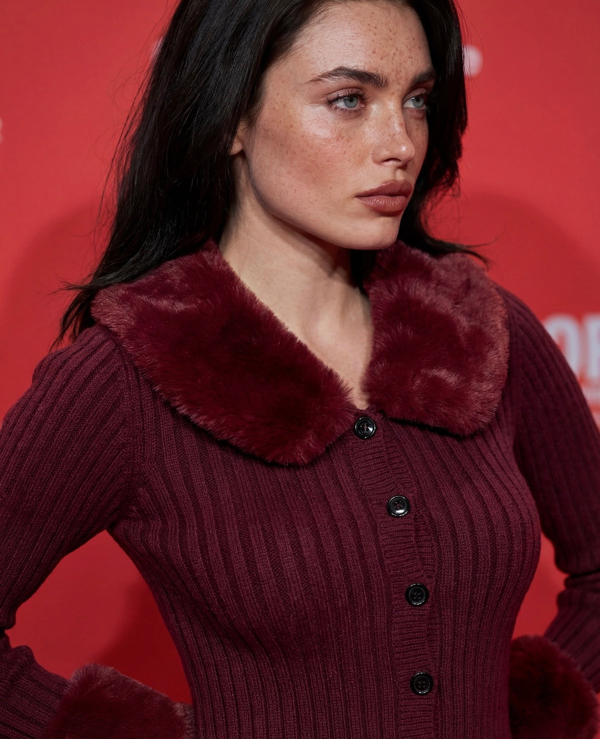 Adrielle cardigan in faux fur - burgundy